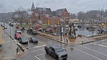 Weather camera view of City of Connersville.