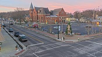 Weather camera view of City of Connersville.