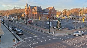 Weather camera view of City of Connersville.