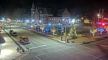 Weather camera view of City of Connersville.