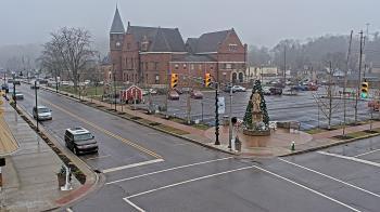 Weather camera view of City of Connersville.