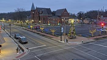 Weather camera view of City of Connersville.