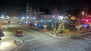 Weather camera view of City of Connersville.