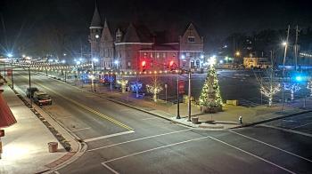 Weather camera view of City of Connersville.