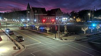 Weather camera view of City of Connersville.