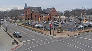 Weather camera view of City of Connersville.