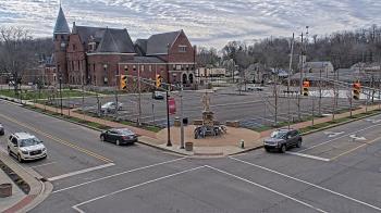 Weather camera view of City of Connersville.