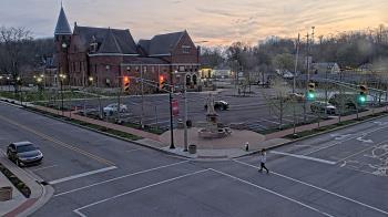 Weather camera view of City of Connersville.