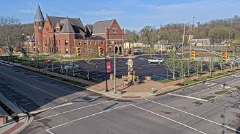 Weather camera view of City of Connersville.