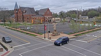 Weather camera view of City of Connersville.