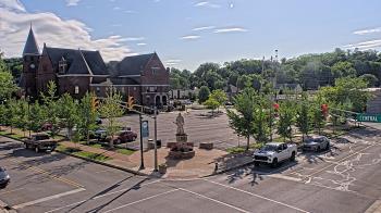 Weather camera view of City of Connersville.