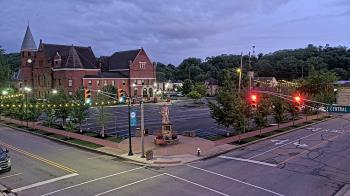 Weather camera view of City of Connersville.
