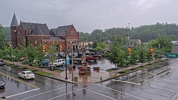 Weather camera view of City of Connersville.