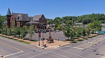 Weather camera view of City of Connersville.
