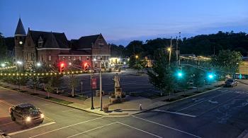 Weather camera view of City of Connersville.