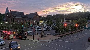 Weather camera view of City of Connersville.