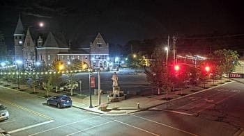 Weather camera view of City of Connersville.
