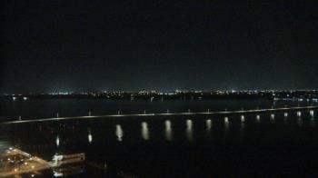 Weather camera view of Edison Grand tower 350 ft elev..