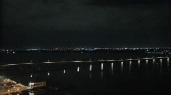 Weather camera view of Edison Grand tower 350 ft elev..