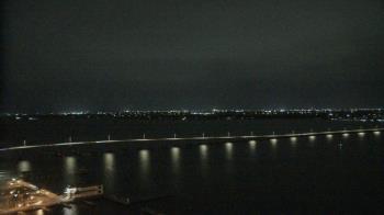 Weather camera view of Edison Grand tower 350 ft elev..