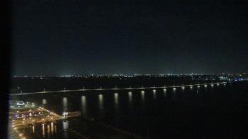 Weather camera view of Edison Grand tower 350 ft elev..