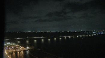 Weather camera view of Edison Grand tower 350 ft elev..