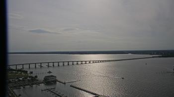 Weather camera view of Edison Grand tower 350 ft elev..