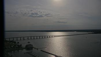 Weather camera view of Edison Grand tower 350 ft elev..