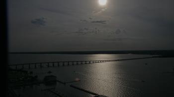 Weather camera view of Edison Grand tower 350 ft elev..