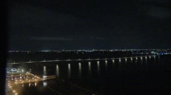 Weather camera view of Edison Grand tower 350 ft elev..