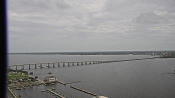 Weather camera view of Edison Grand tower 350 ft elev..