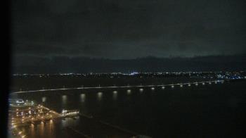 Weather camera view of Edison Grand tower 350 ft elev..