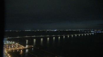 Weather camera view of Edison Grand tower 350 ft elev..