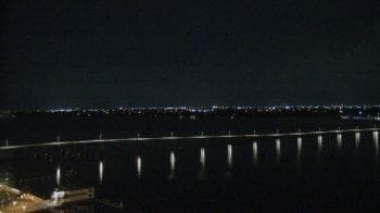 Weather camera view of Edison Grand tower 350 ft elev..