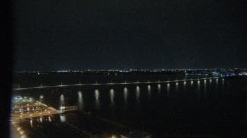 Weather camera view of Edison Grand tower 350 ft elev..
