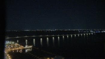 Weather camera view of Edison Grand tower 350 ft elev..