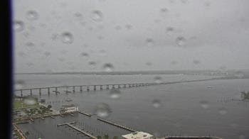 Weather camera view of Edison Grand tower 350 ft elev..