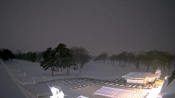 Weather camera view of Crystal Lake Country Club.