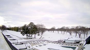 Weather camera view of Crystal Lake Country Club.