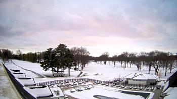Weather camera view of Crystal Lake Country Club.