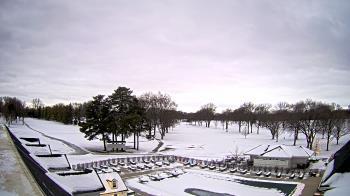 Weather camera view of Crystal Lake Country Club.