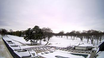 Weather camera view of Crystal Lake Country Club.