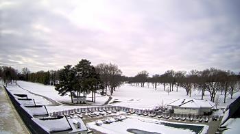 Weather camera view of Crystal Lake Country Club.