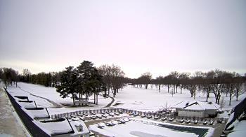 Weather camera view of Crystal Lake Country Club.