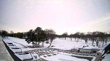 Weather camera view of Crystal Lake Country Club.