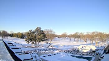 Weather camera view of Crystal Lake Country Club.
