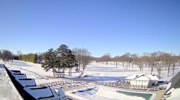 Weather camera view of Crystal Lake Country Club.