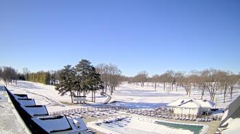 Weather camera view of Crystal Lake Country Club.
