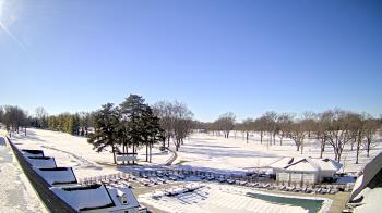 Weather camera view of Crystal Lake Country Club.