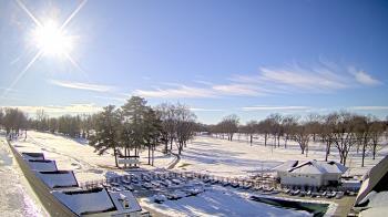 Weather camera view of Crystal Lake Country Club.